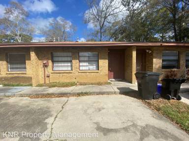 Main picture of 7006 SW 21st Ln