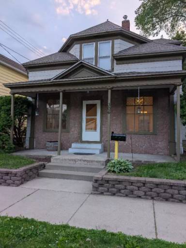 Main picture of 306 Grove St