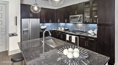 Main picture of 840 Threadneedle St