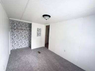 Main picture of 202 Bud St