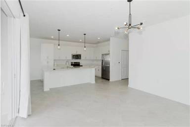 Main picture of 5555 Double Eagle Cir