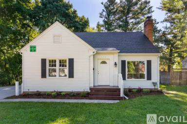 Main picture of 172 Spartan Ave