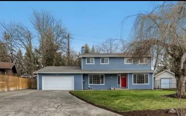 Main picture of 18402 131st Ave SE
