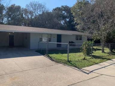 Main picture of 401 Hancock Ln