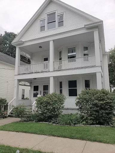 Main picture of 120 Kent St