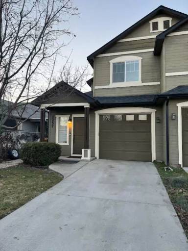 Main picture of 2257 S Amy Ave