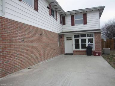 Main picture of 125 Fidler Ave