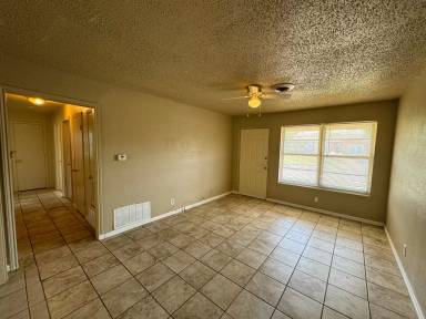 Main picture of 3203 Zephyr Rd