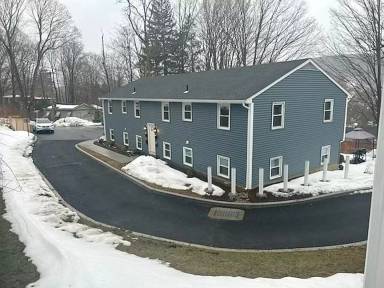Main picture of 156 Main St