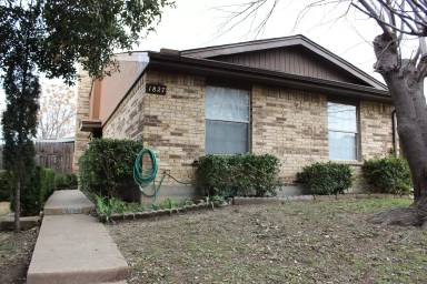 Main picture of 1827 Abshire Ln