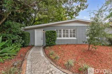 Main picture of 3458 Arbutus Ln