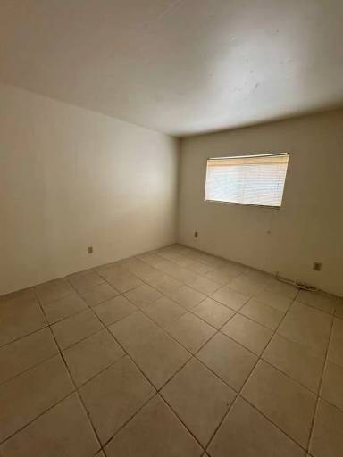 Main picture of 2873 N Fontana Ave
