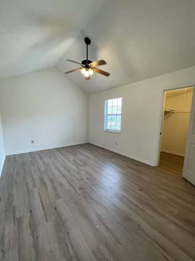 Main picture of 7425 Longview Rd