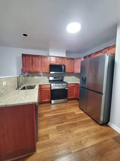 Main picture of 6852 Lincoln Dr