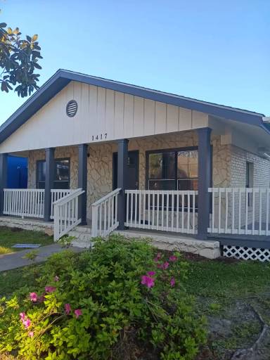 Main picture of 1417 Government St