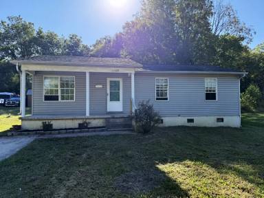 Main picture of 1109 Crosby St