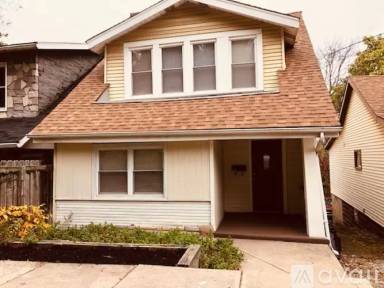 Main picture of 2227 Lehigh St