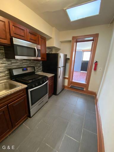 Main picture of 5301 Catharine St