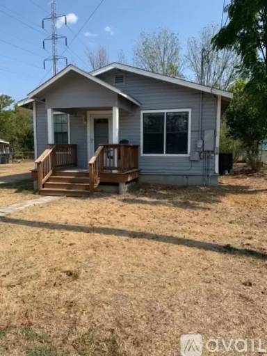 Main picture of 318 W Wright Blvd