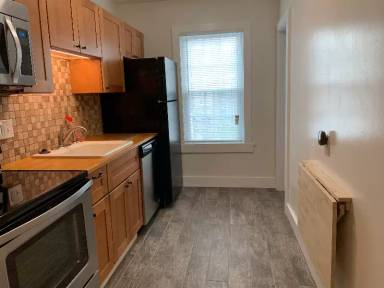 Main picture of 5 Eclipse Ave