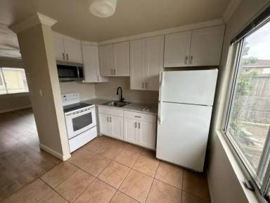 Main picture of 929 Sheridan St