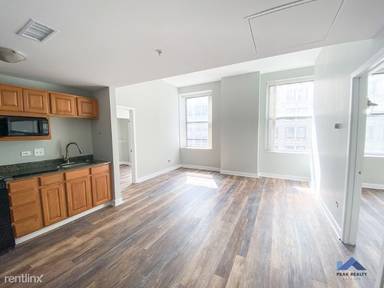 Main picture of Pittsfield Apartments