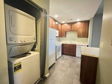 Main picture of 1515 S 39th St