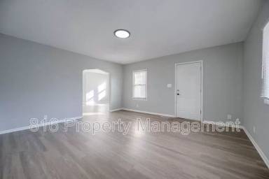 Main picture of 843 S Hardy Ave