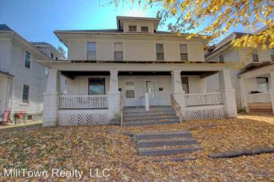 Main picture of 1220 12th St
