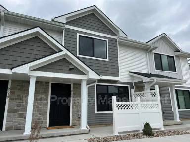 Main picture of 2625 SE Osier Ave