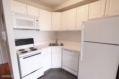 Main picture of 655 2nd Ave