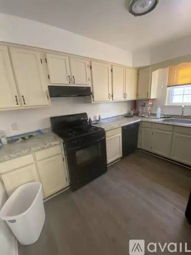 Main picture of 415 Orlando St