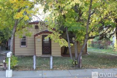 Main picture of 2120 10th Ave N