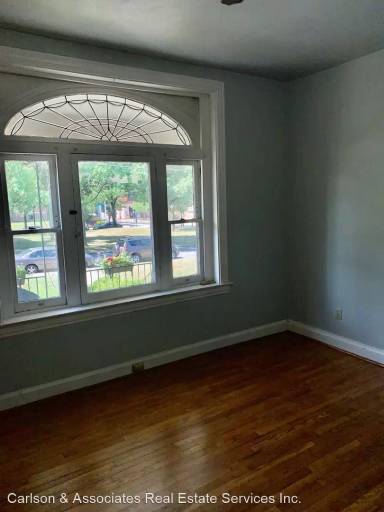Main picture of 4907 Friendship Ave