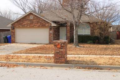 Main picture of 4000 Bald Eagle Dr