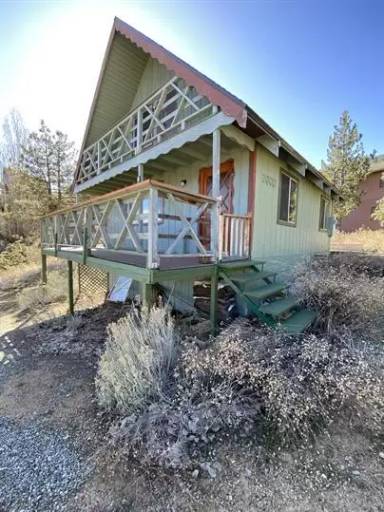 Main picture of 2000 Pioneer Way