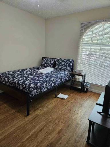 Main picture of 6104 Melinda Dr