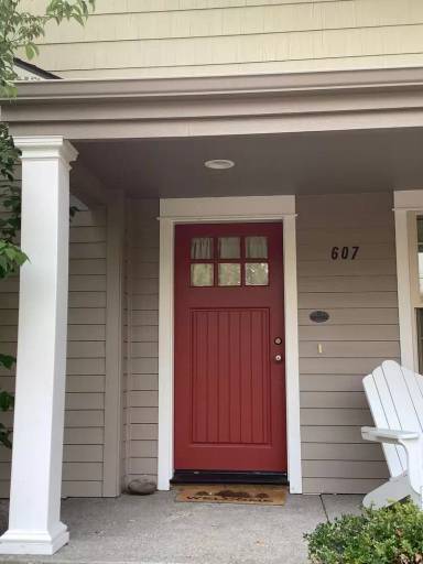 Main picture of 607 N Mountain Ave