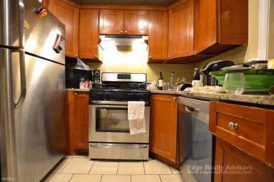 Main picture of 74 Egmont St