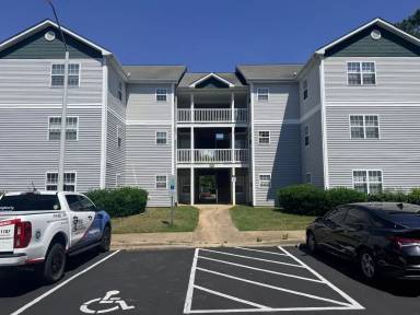 Main picture of 2031 Wolfmill Dr