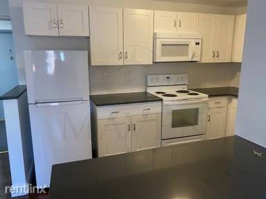 Main picture of 134 Summer St