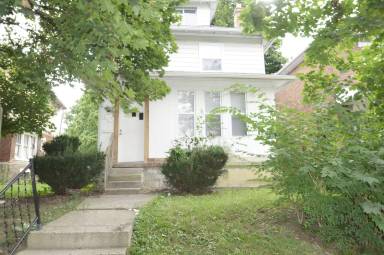 Main picture of 80 Clarendon Ave