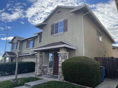 Main picture of 428 Hetherington Cir