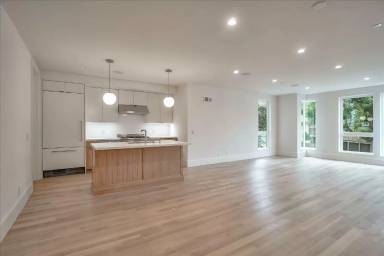 Main picture of 1010 Stanyan St