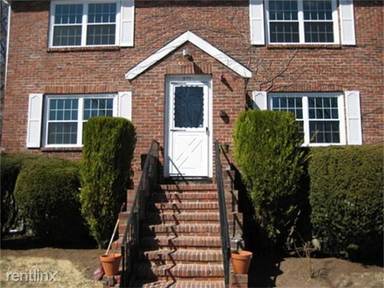 Main picture of 577 Hammond St