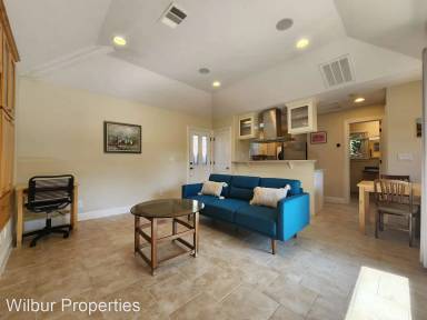 Main picture of 3241 Kipling St
