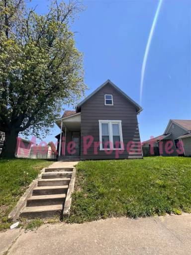 Main picture of 824 S Buckeye St