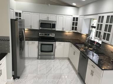 Main picture of 107 Stirrup Ln