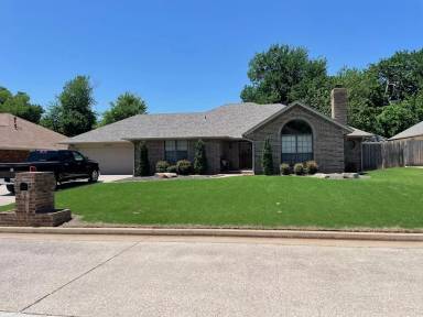 Main picture of 11805 Sorrento Ln