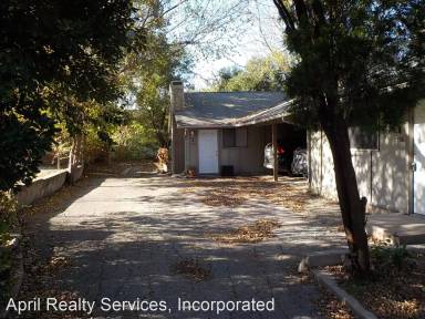 Main picture of 2708 Parker Ln